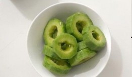 今天吃羊角蜜瓜,羊角蜜瓜美食之旅