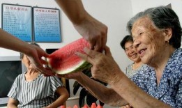 社恐患者吃瓜,轻松融入社交圈