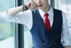 吃瓜翻脸男星,吃瓜翻脸，男星情场风波再起