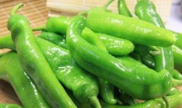 瓜妹吃辣椒,瓜妹挑战辣椒的味蕾冒险之旅