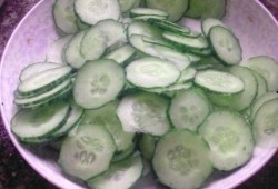 蛇皮瓜怎样炒吃,家常美味新尝试