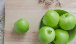 女人梦见吃梨瓜,女人梦见吃梨瓜的寓意与启示