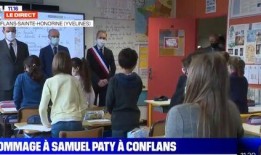 校园吃瓜大学门后续,揭秘大学门后续精彩瞬间