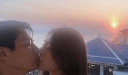 吃瓜吻照,明星甜蜜瞬间引发网友热议