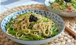 吃瓜拌面,夏日消暑美食新风尚