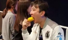 alan和小胖吃瓜,揭秘娱乐圈幕后故事