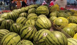 福华世家吃瓜视频,揭秘家族秘闻，笑料连连