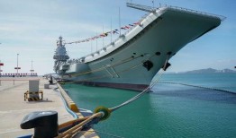 航空母舰吃瓜,海上霸主，吃瓜群众眼中的传奇巨舰