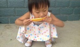 小孩识字吃瓜,识字小达人吃瓜趣事记